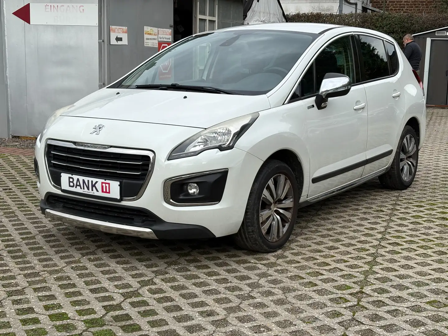 Peugeot 3008 1,6d*Navi*Klima* Weiß - 1
