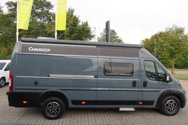 Imagine Chausson V690 Road Line VIP