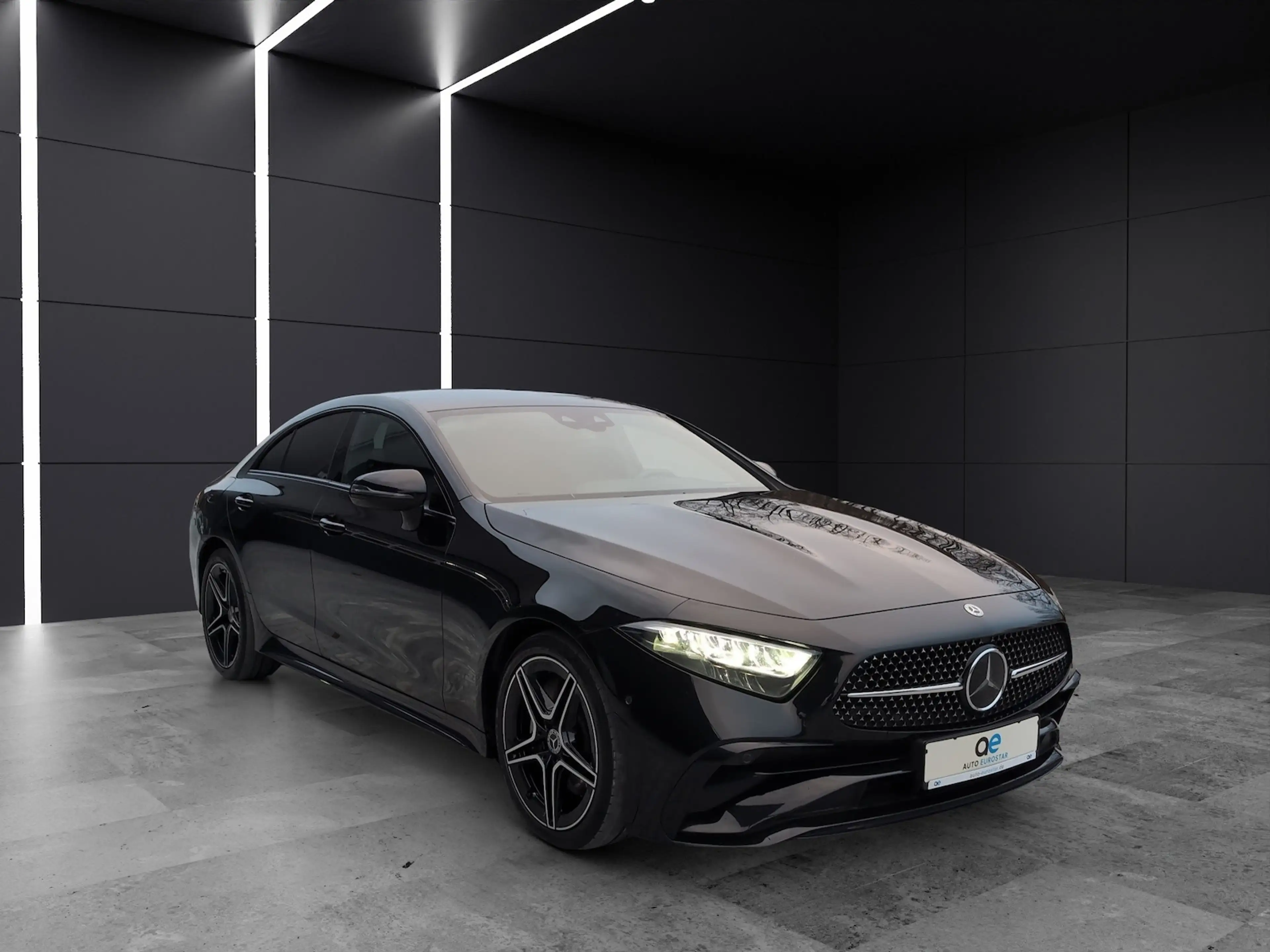 Mercedes-Benz CLS 300 d 4M AMG Night *LED*eAHK*Distro*Burmes* — photo 2