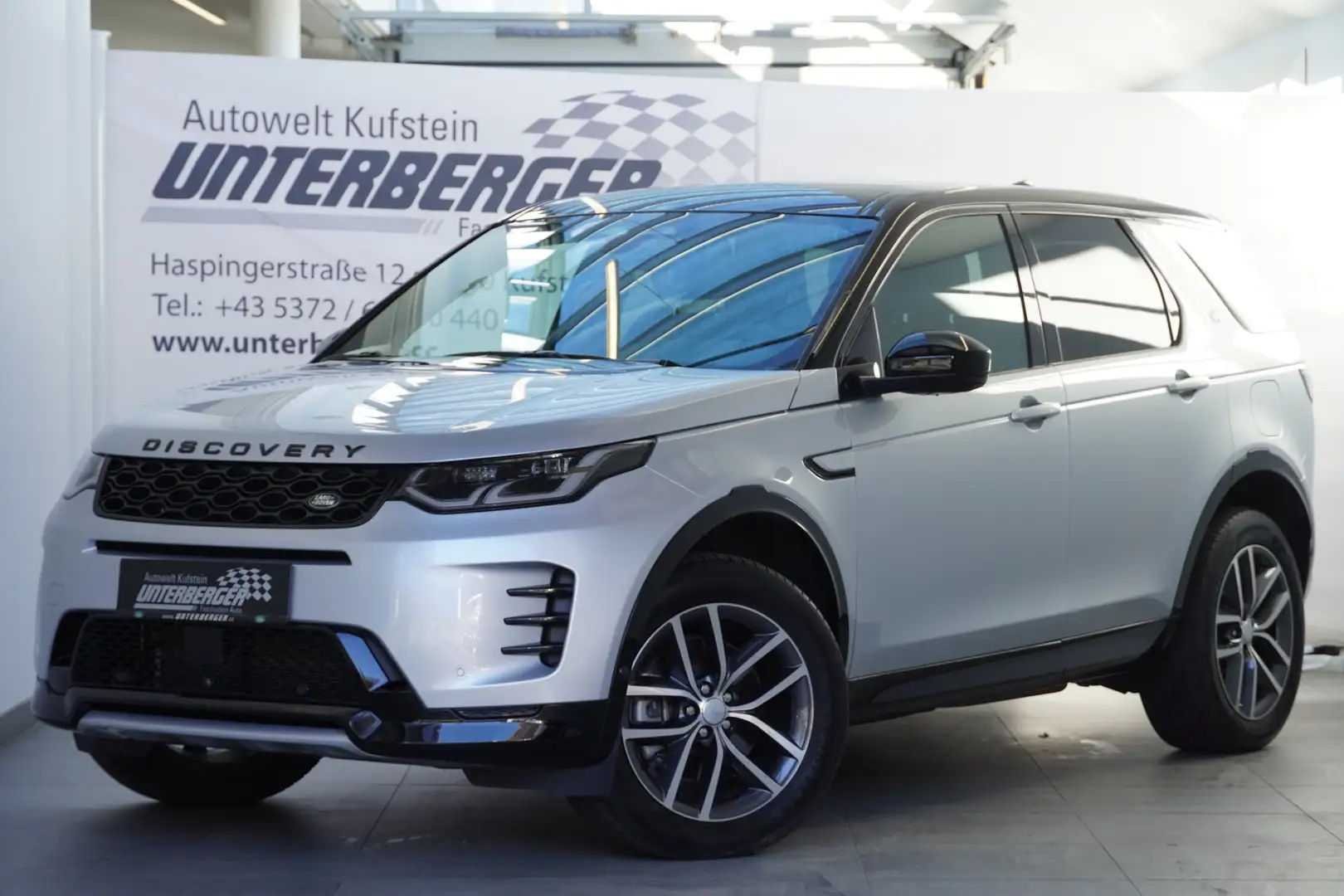 Land Rover Discovery Sport Disco Sport 1.5PHEV Dyn SE Silber - 2