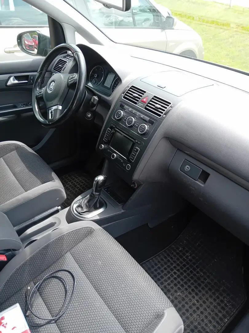 Volkswagen Touran Export oder Händler - 1