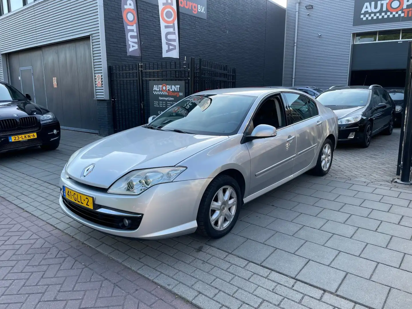 Renault Laguna 2.0 16V T Dynamique 2e Eigenaar! Trekhaak Navi Air Grijs - 1