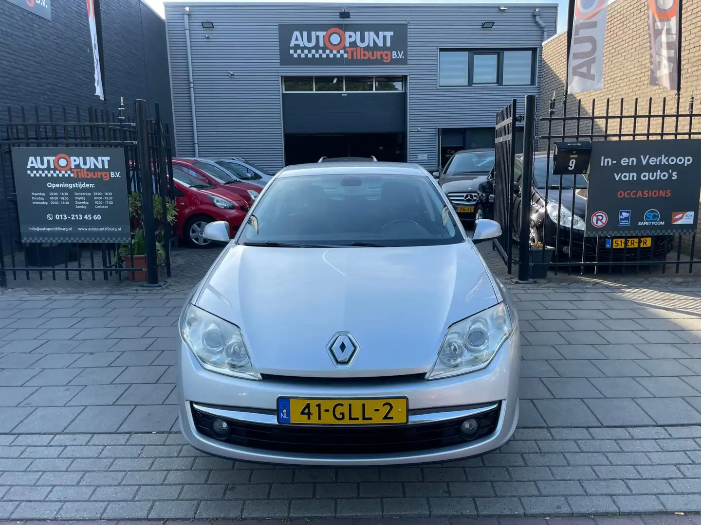 Renault Laguna 2.0 16V T Dynamique 2e Eigenaar! Trekhaak Navi Air Grijs - 2