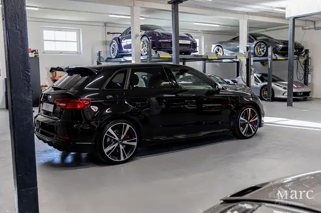 Audi RS3 view 9