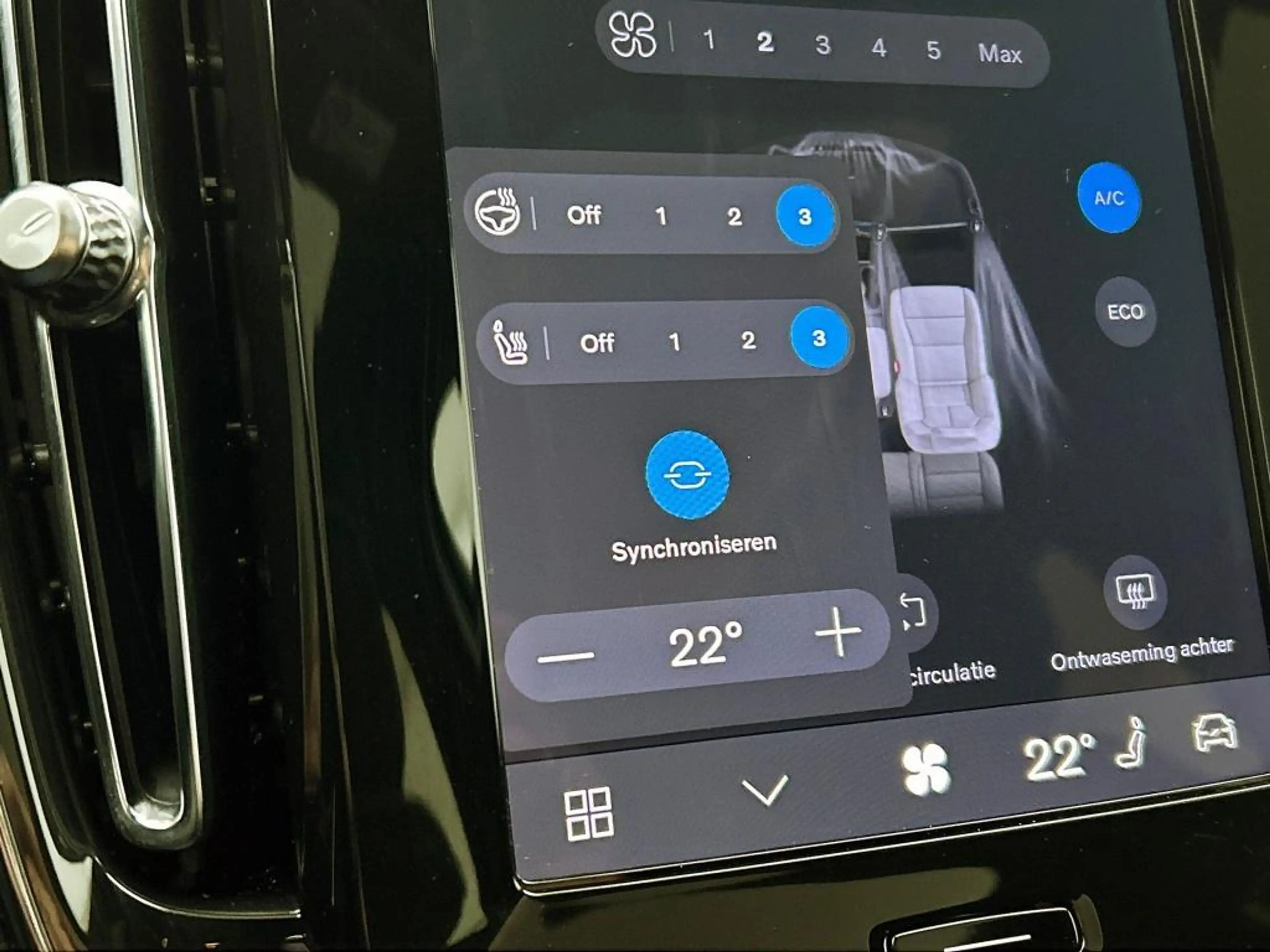 Volvo EC40 Extended Plus 82 kWh | SOH 99% | ACC | Trekhaak | — photo 8