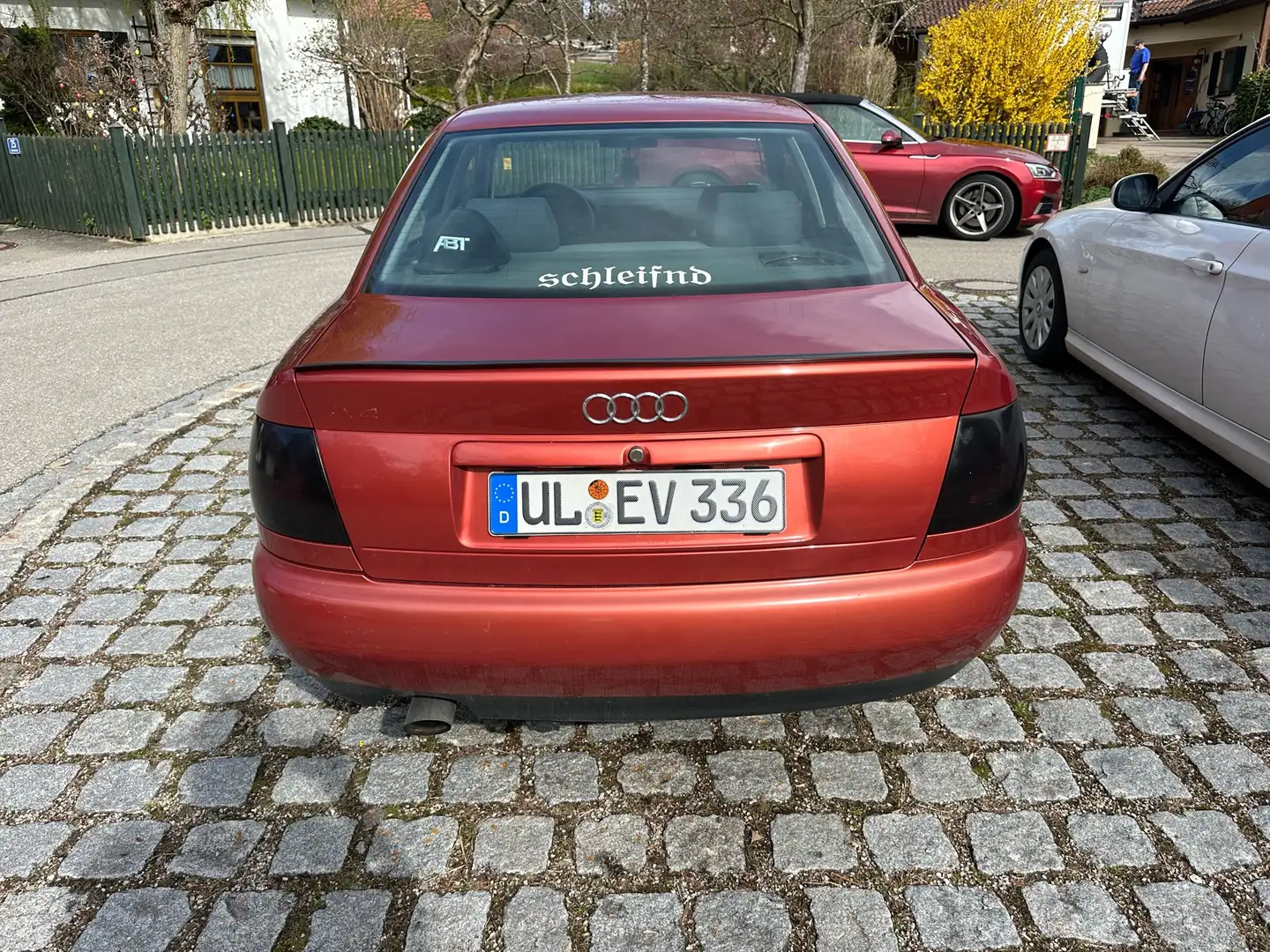 Audi A4 1.8 Czerwony - 2