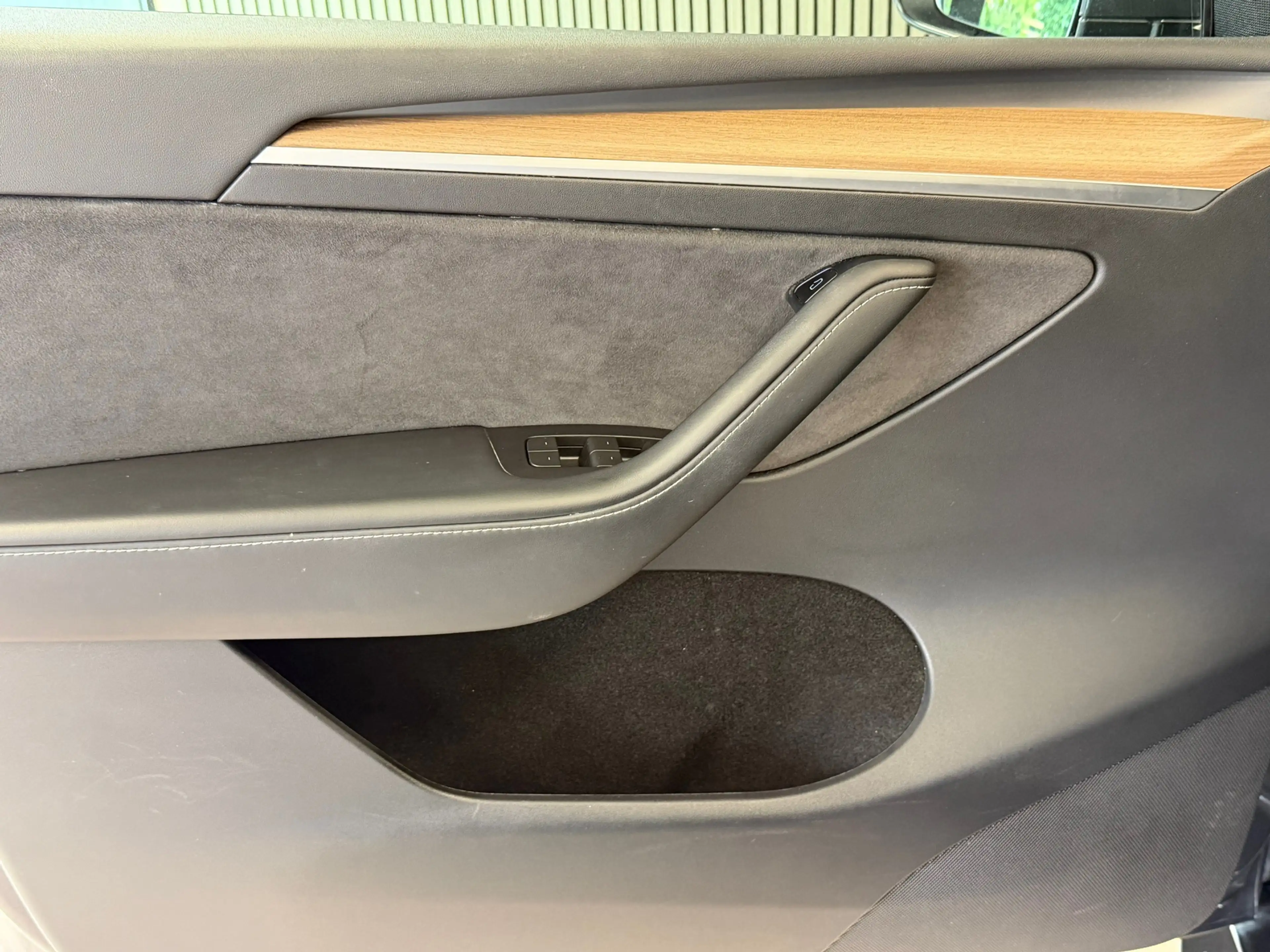 Tesla Model Y Long Range AWD 75 kWh 533KM bereik WLTP — photo 19