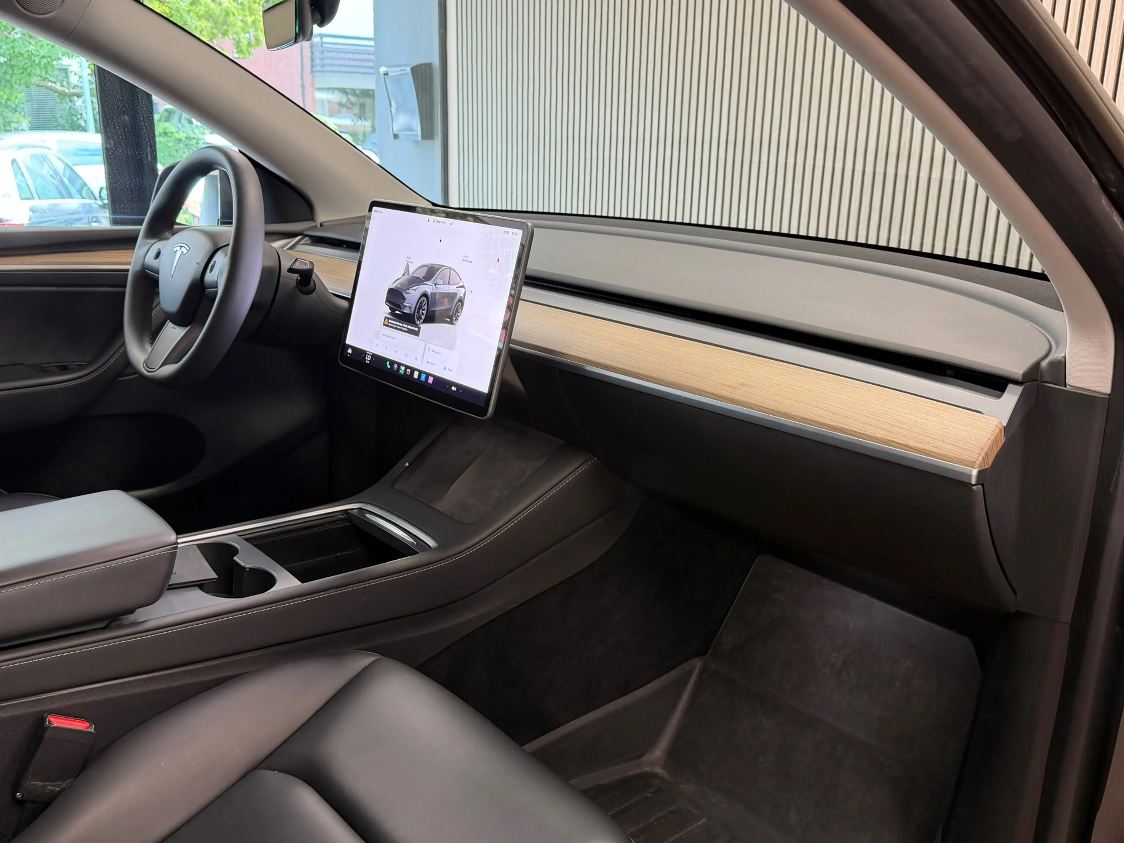 Tesla Model Y Long Range AWD 75 kWh 533KM bereik WLTP — photo 9