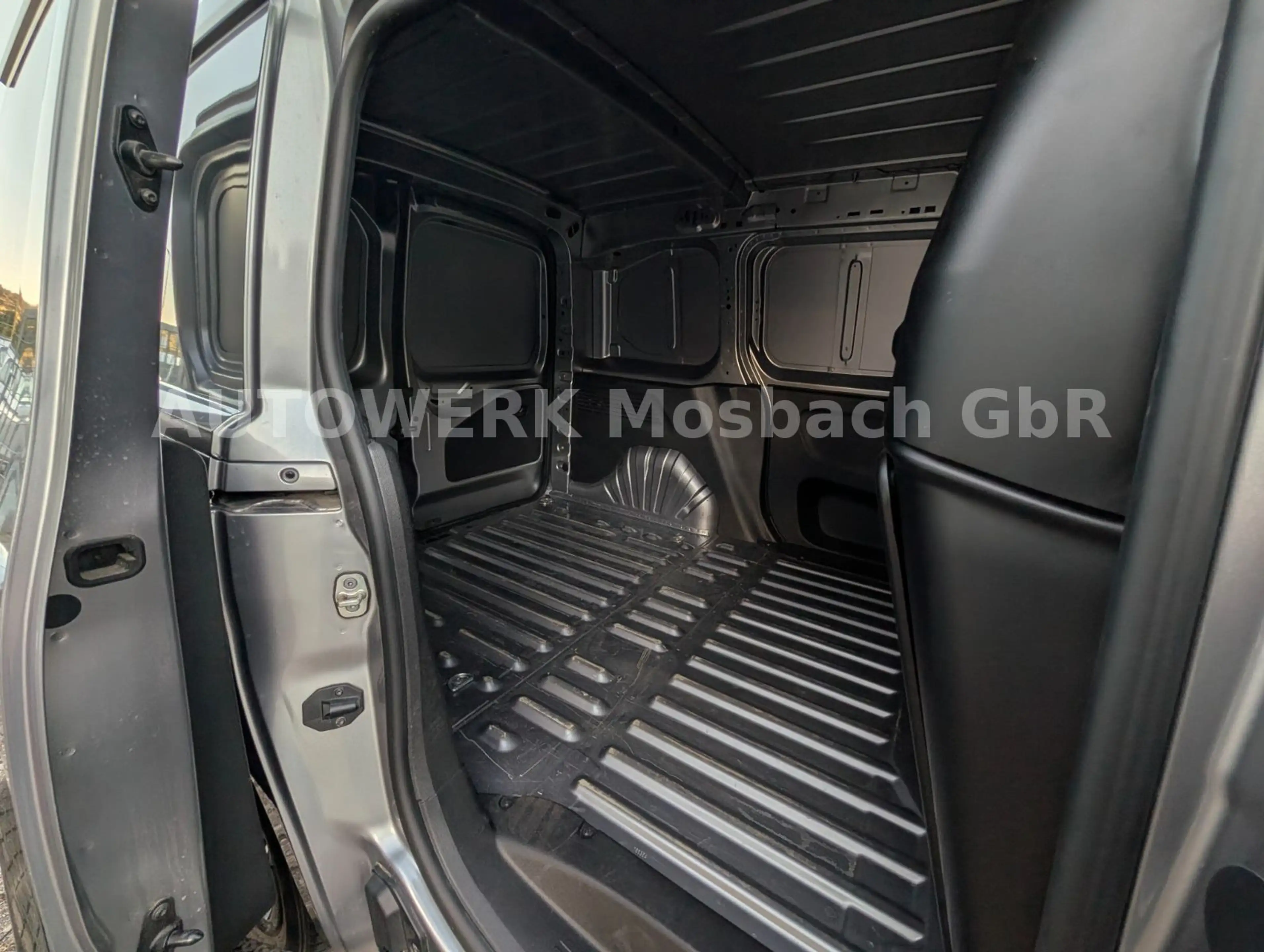 Fiat Doblo Kastenwagen/Voll/3-Sitzer/MwSt ausweisbar — photo 20