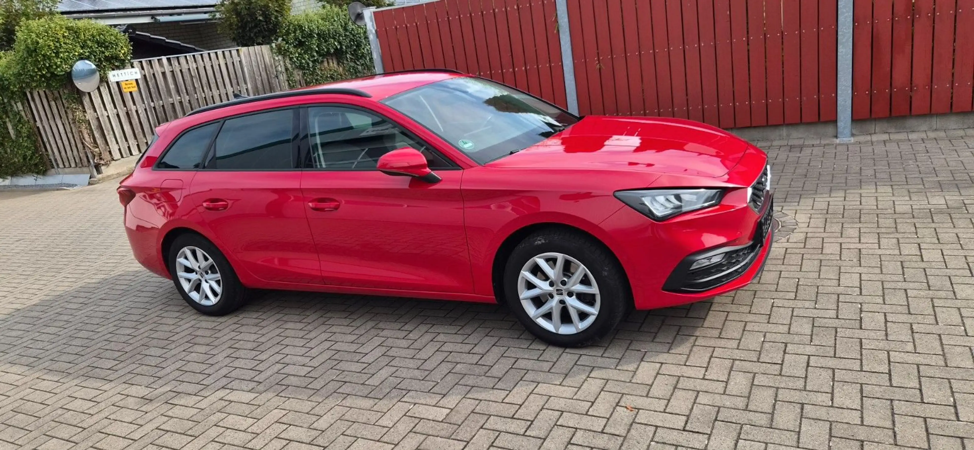 SEAT Leon Sportstourer Style 1 Hand — photo 12