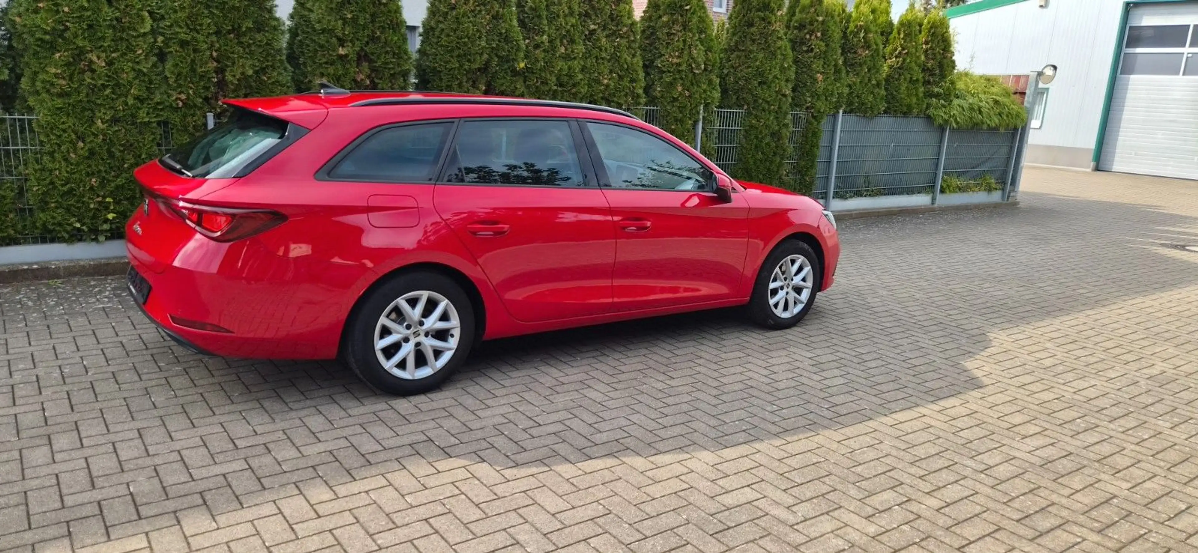 SEAT Leon Sportstourer Style 1 Hand — photo 5