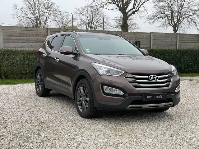 Hyundai SANTA FE 2.0 CRDi/4X4WD /Navi/Camera/Cruise/Garantie/***