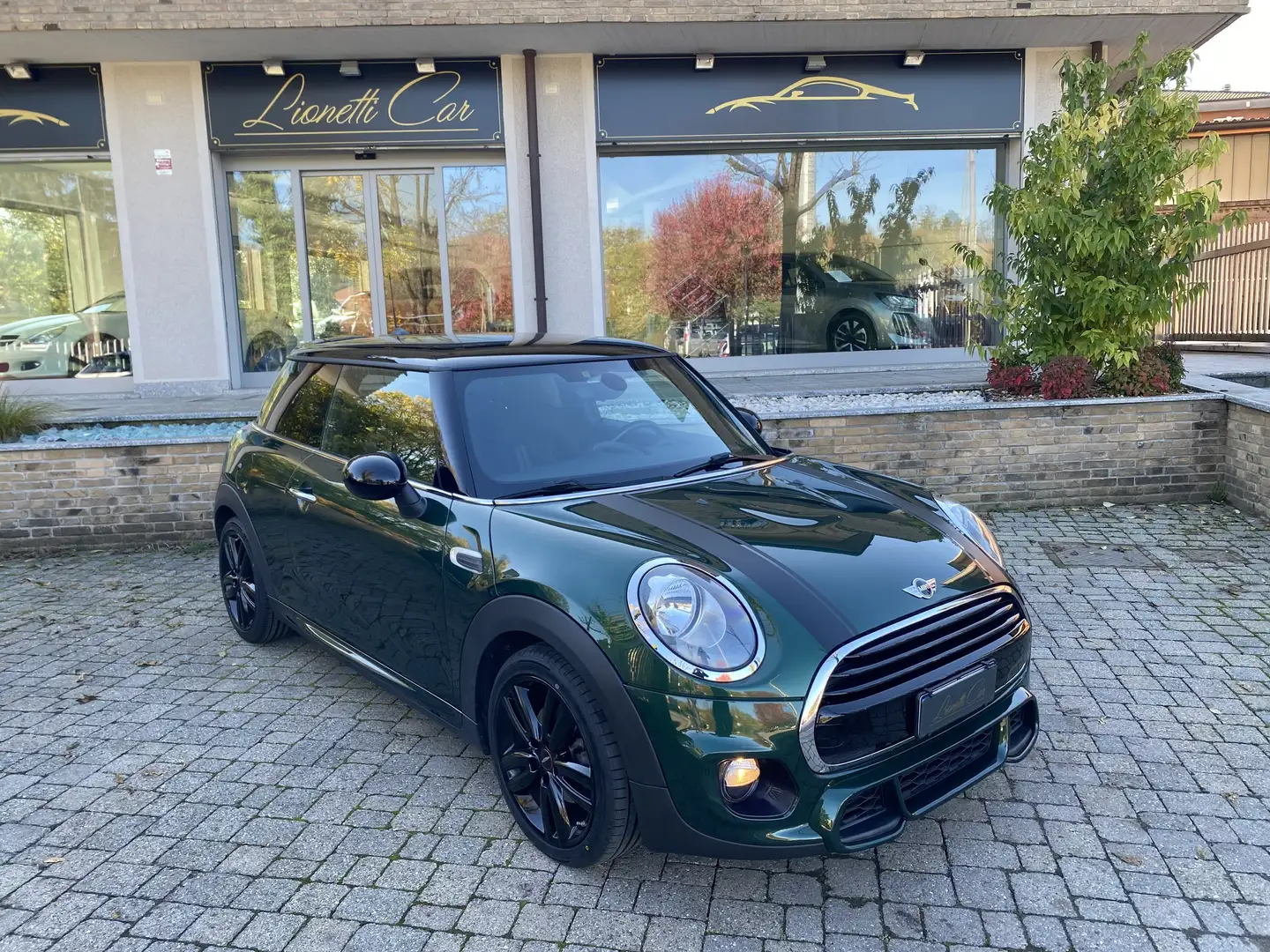 MINI Cooper D Mini IV F55-F56 1.5 Hype John Cooper Works Verde - 1