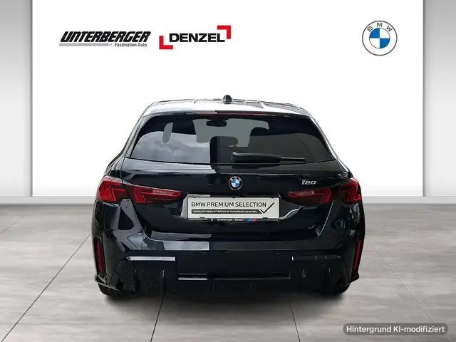 BMW 1 Series view 5
