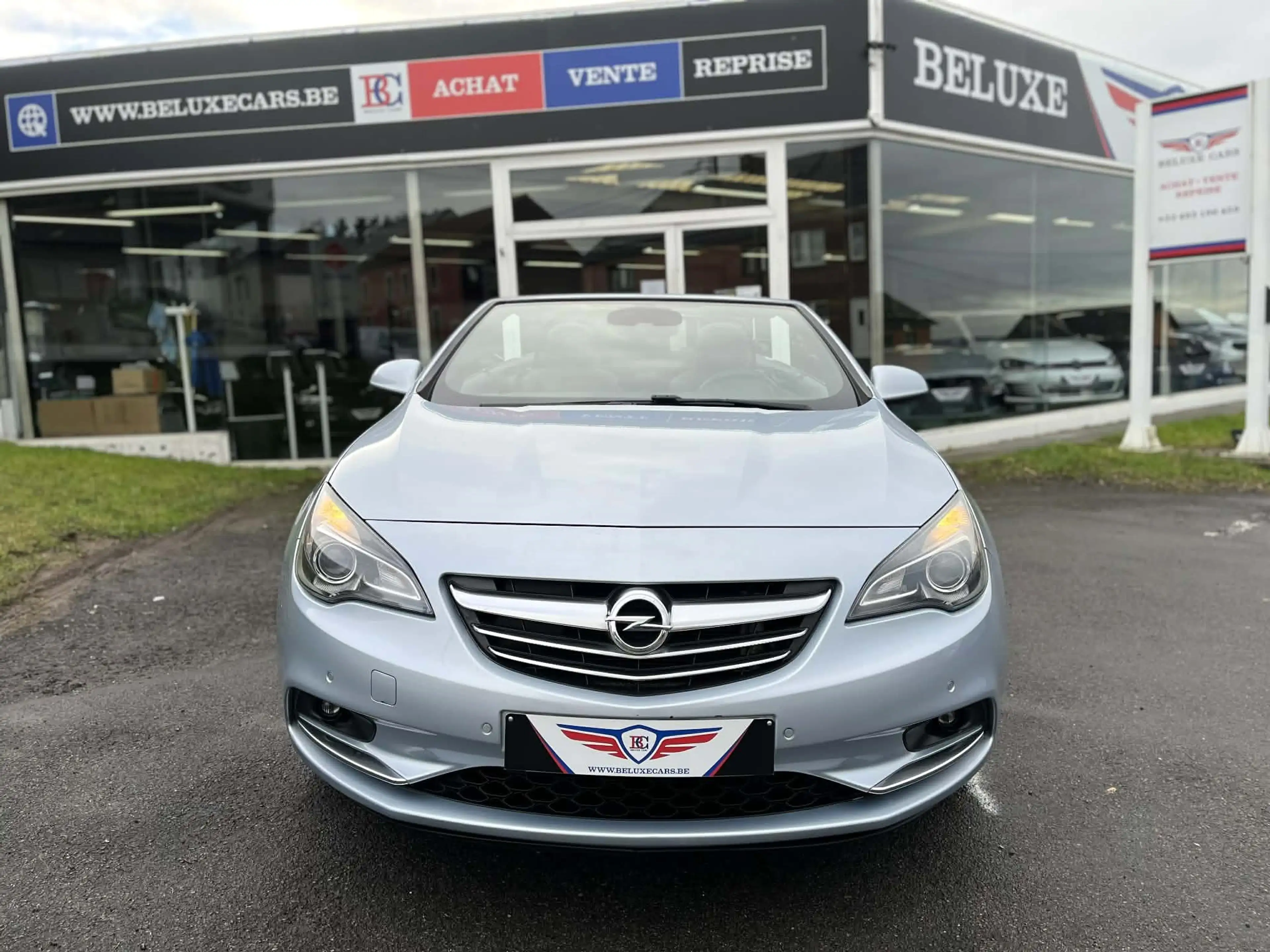 Opel Cascada CABRIO 1.4 Turbo *SPORT*CUIR*CLIM*GPS*PDC*REG-VTS* — photo 2