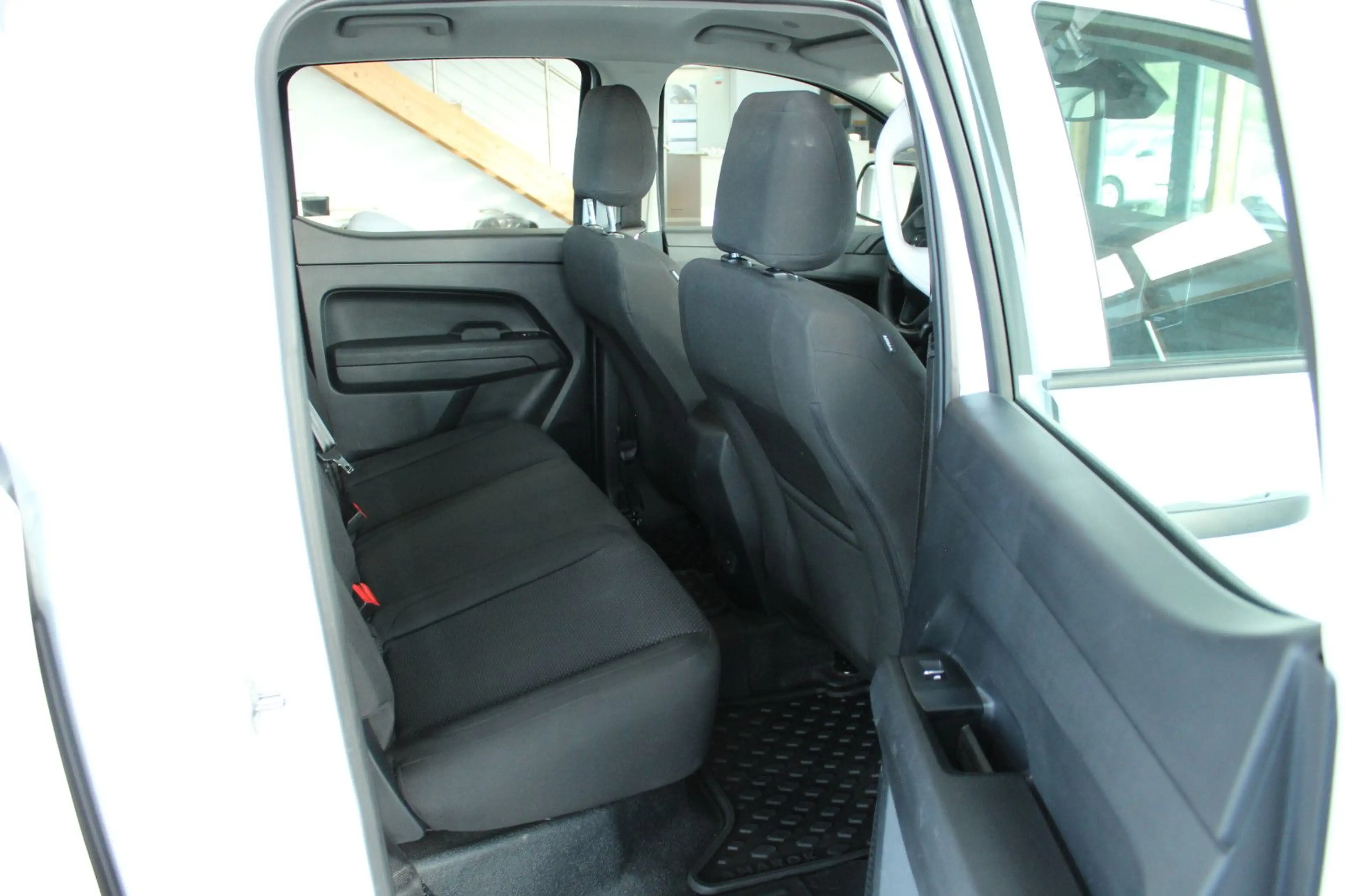 Volkswagen Amarok 2.0 TDI Doppelkabine 4Motion — photo 12