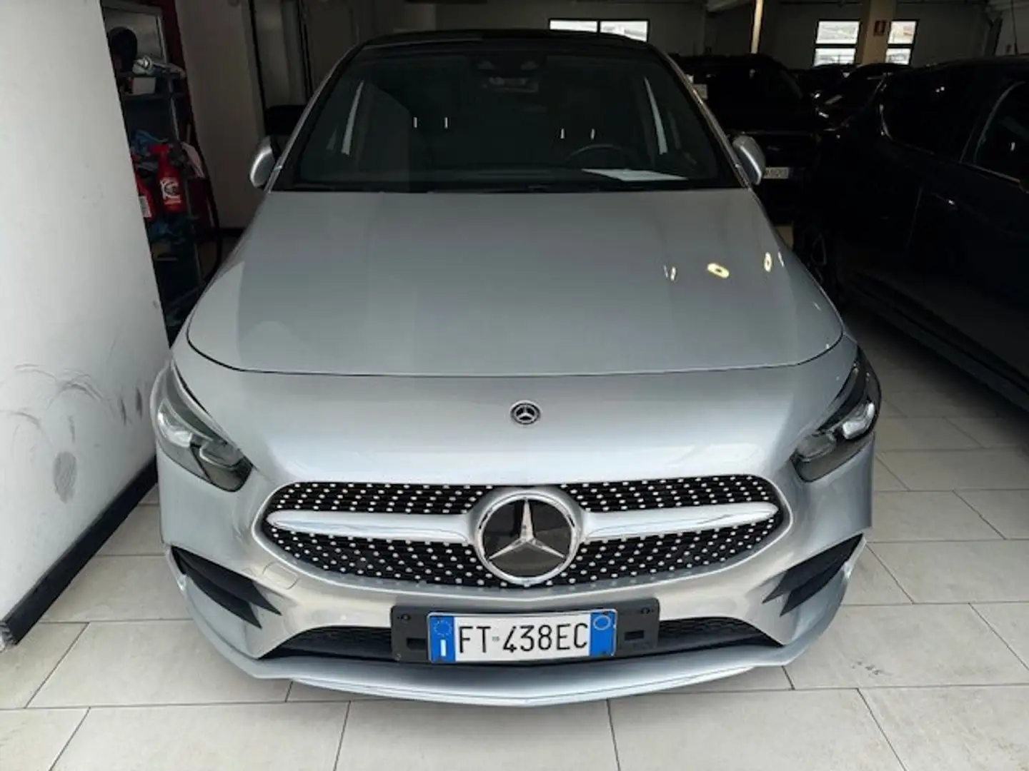 Mercedes-Benz B 200 Premium Auto Pack AMG tetto apribile+gancio traino Argent - 2