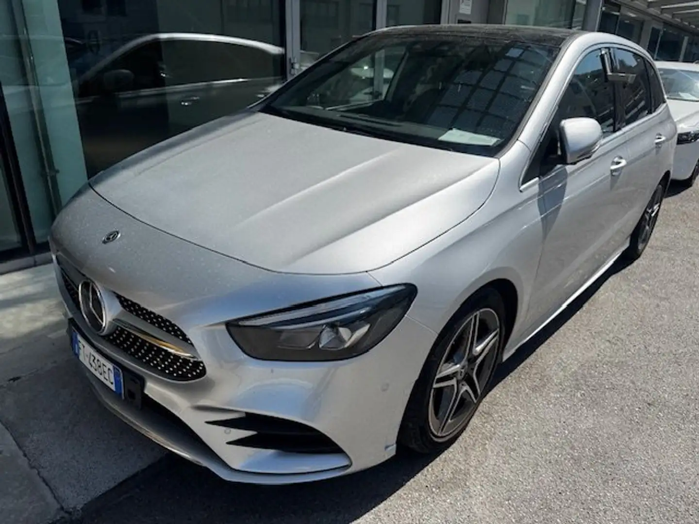 Mercedes-Benz B 200 Premium Auto Pack AMG tetto apribile+gancio traino Argento - 1