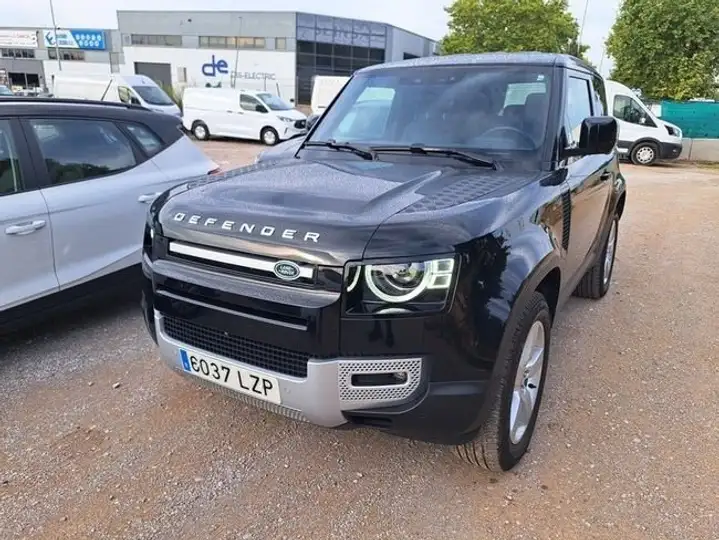Land Rover Defender 2022