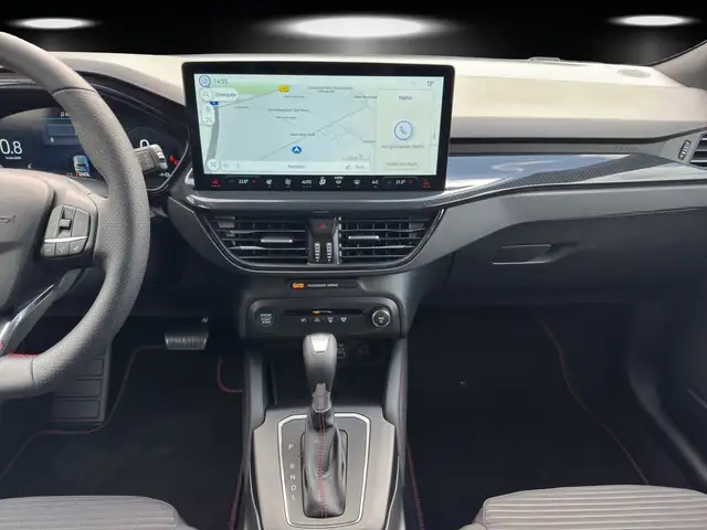 Ford Focus view 9
