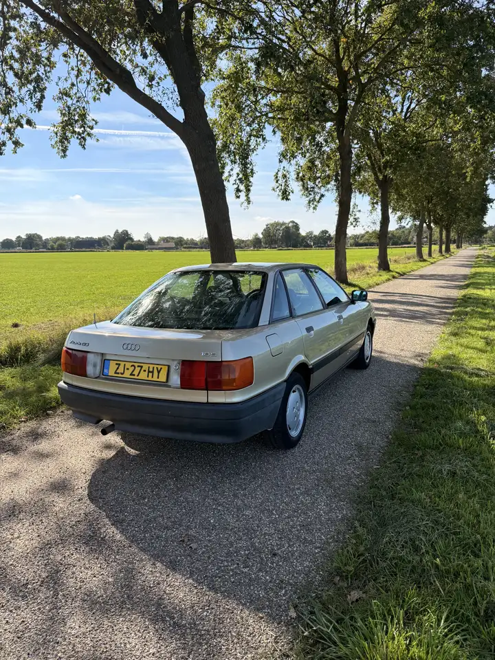 Audi 80 1.8 S, foto 6
