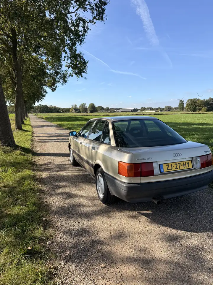 Audi 80 1.8 S, foto 4