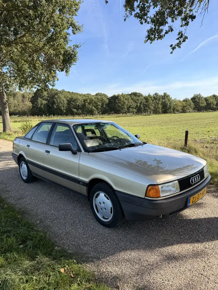 Audi 80 1.8 S, foto 2