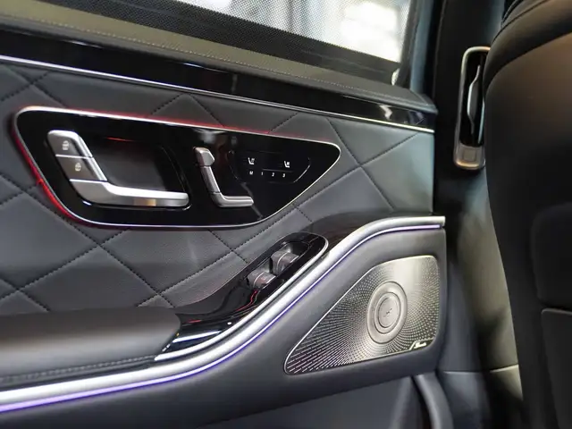 Mercedes-Benz S-Class view 12