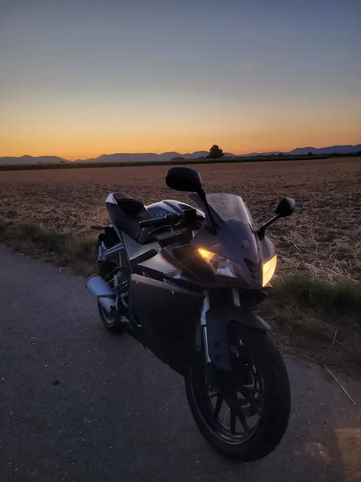 Yamaha YZF-R125