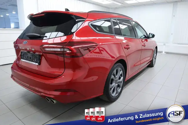 Ford Focus view 8