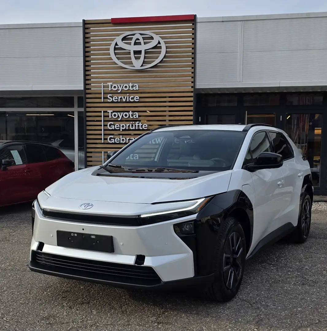 Toyota bZ4X AWD Active Drive Weiß - 1