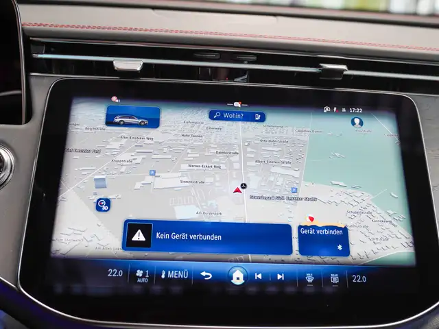 Mercedes-Benz E-Class view 23