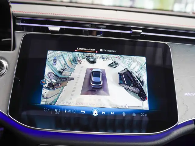 Mercedes-Benz E-Class view 25