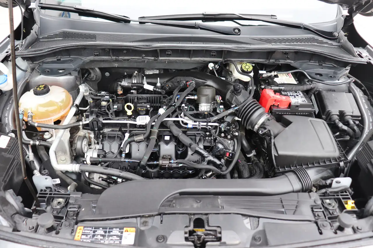 Ford Escape снимка Ford Escape