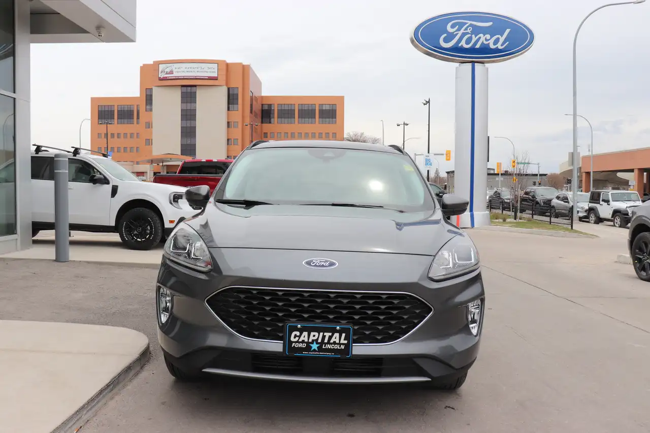 Ford Escape снимка Ford Escape