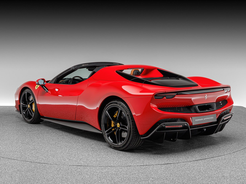 Ferrari 296 GTS — photo 3