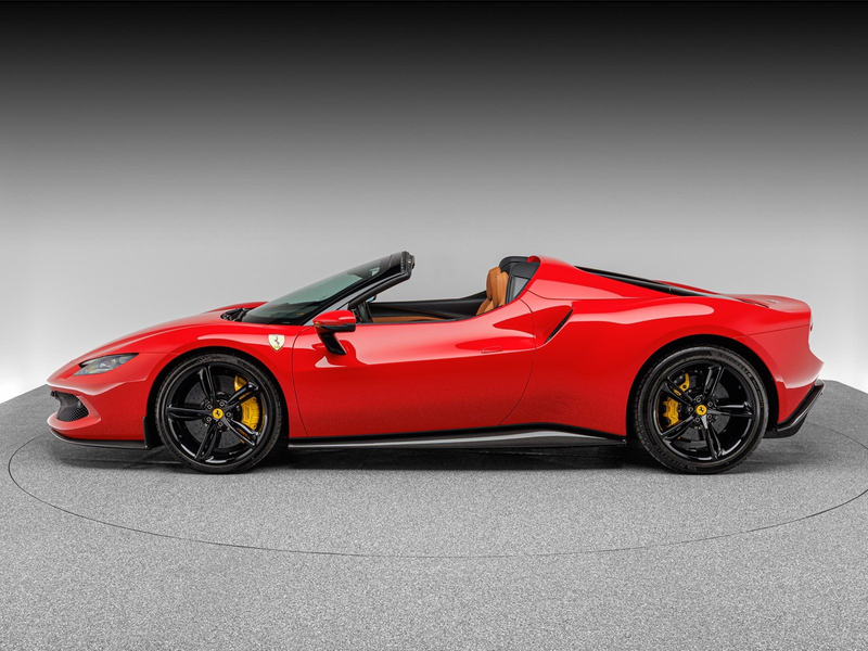 Ferrari 296 GTS — photo 2