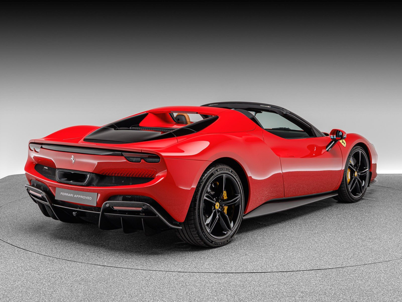 Ferrari 296 GTS — photo 7