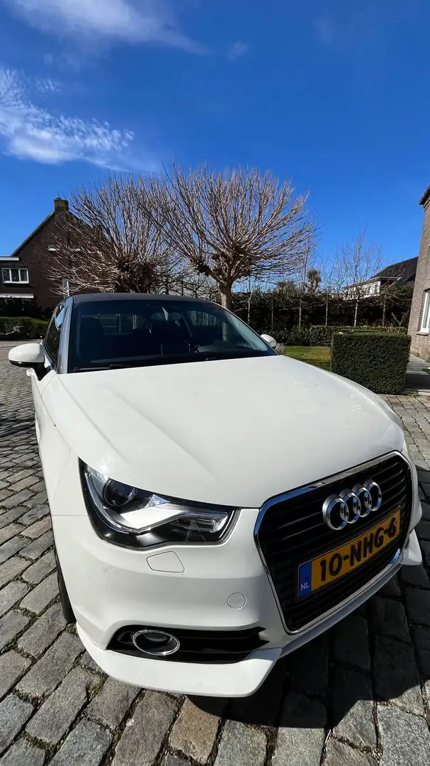 Audi A1 A1 1.4 TFSI Attraction Wit - 2