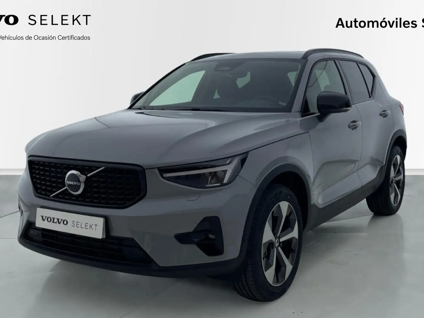Volvo XC40 B3 Ultimate Dark Aut. Gris - 1
