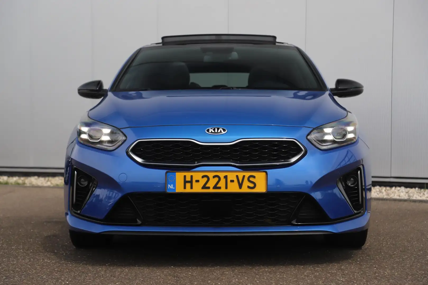 Kia Ceed / cee'd 1.4 T-GDi GT-PlusLine 140PK Automaat Panoramadak 1 Blauw - 2