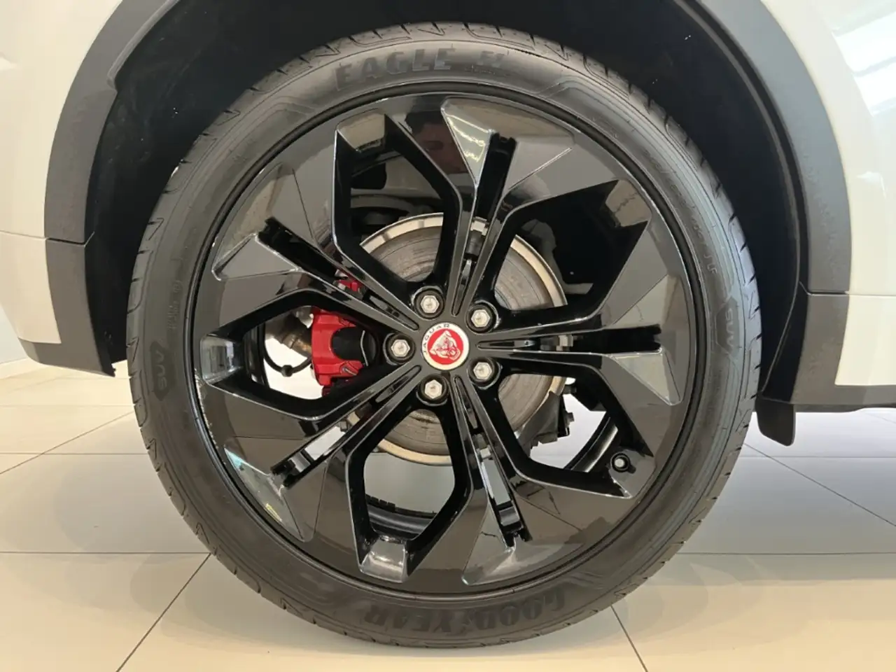 Jaguar E-Pace P200 R-Dynamic SE AWD HUD AHK-el. klappb., миниатюра 9