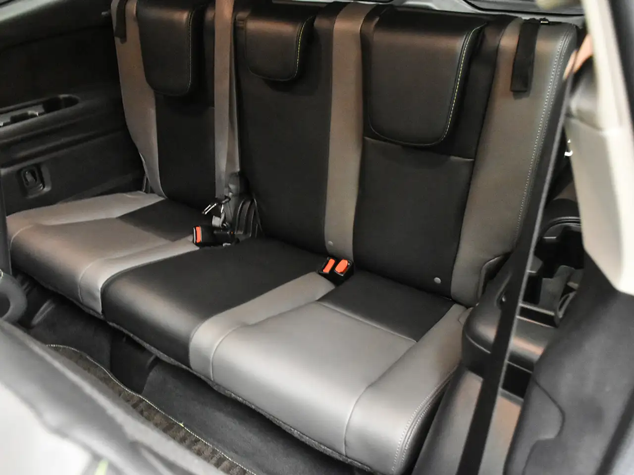 Subaru Ascent снимка Subaru Ascent