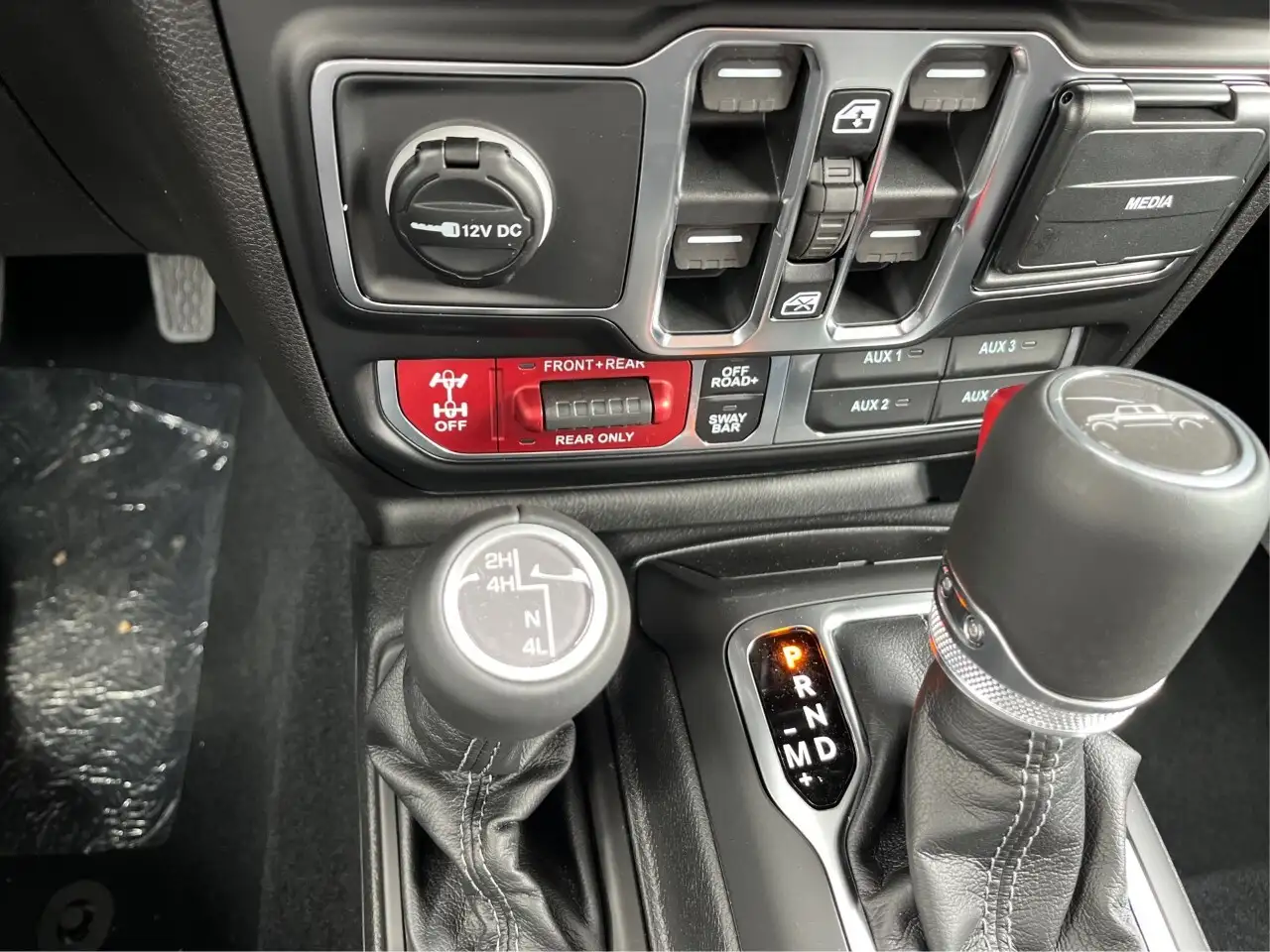 Jeep Gladiator photo Jeep Gladiator