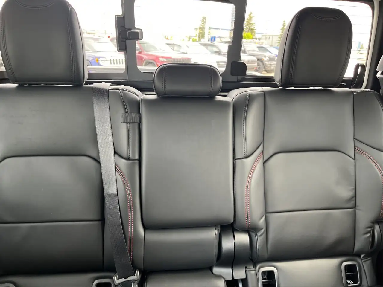 Jeep Gladiator photo Jeep Gladiator
