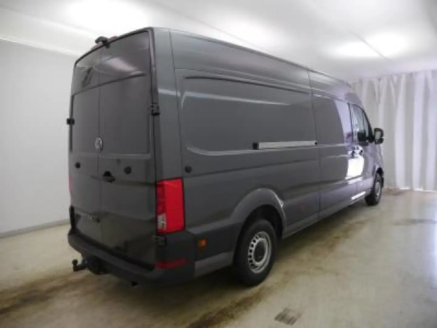 Volkswagen Crafter 35 HD LR 2.0 TDI L3H2 FWD AHK NAV KAM PD Grau - 2