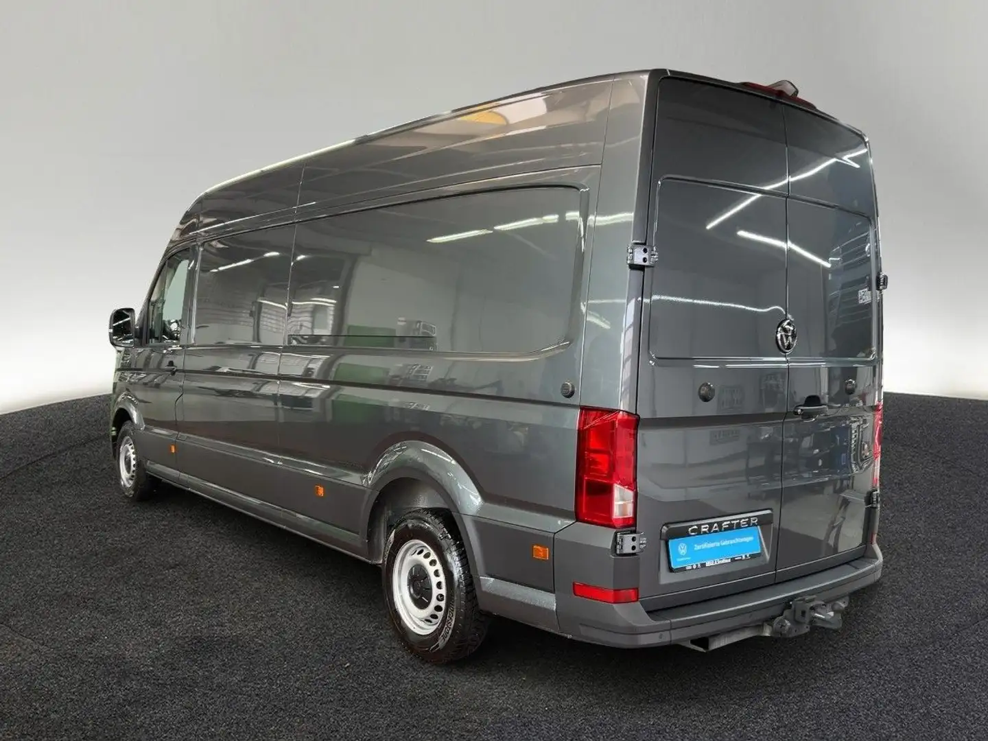 Volkswagen Crafter 35 HD LR 2.0 TDI L3H2 FWD AHK NAV KAM PD Gris - 2