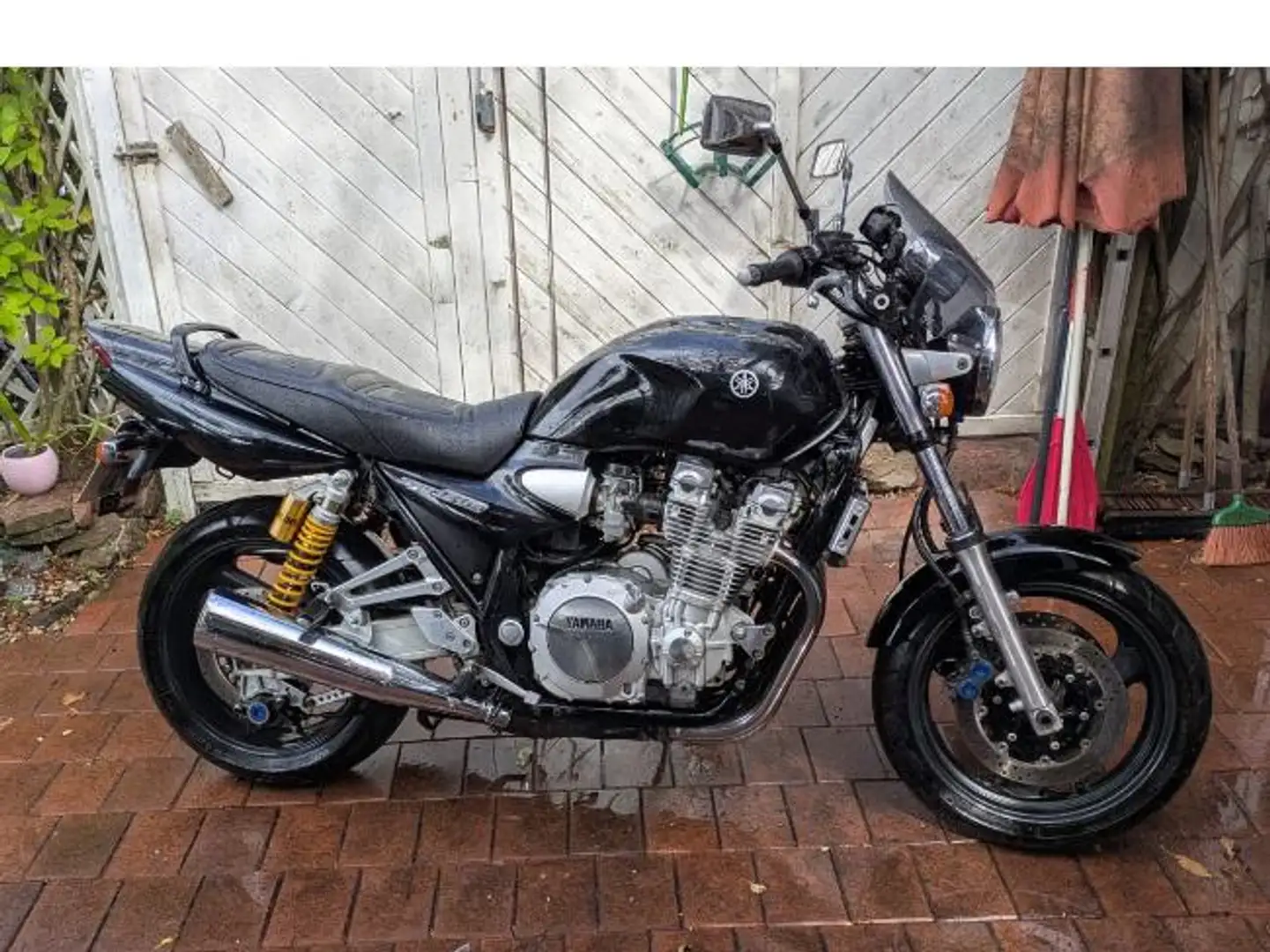 Yamaha XJR 1300 Noir - 2