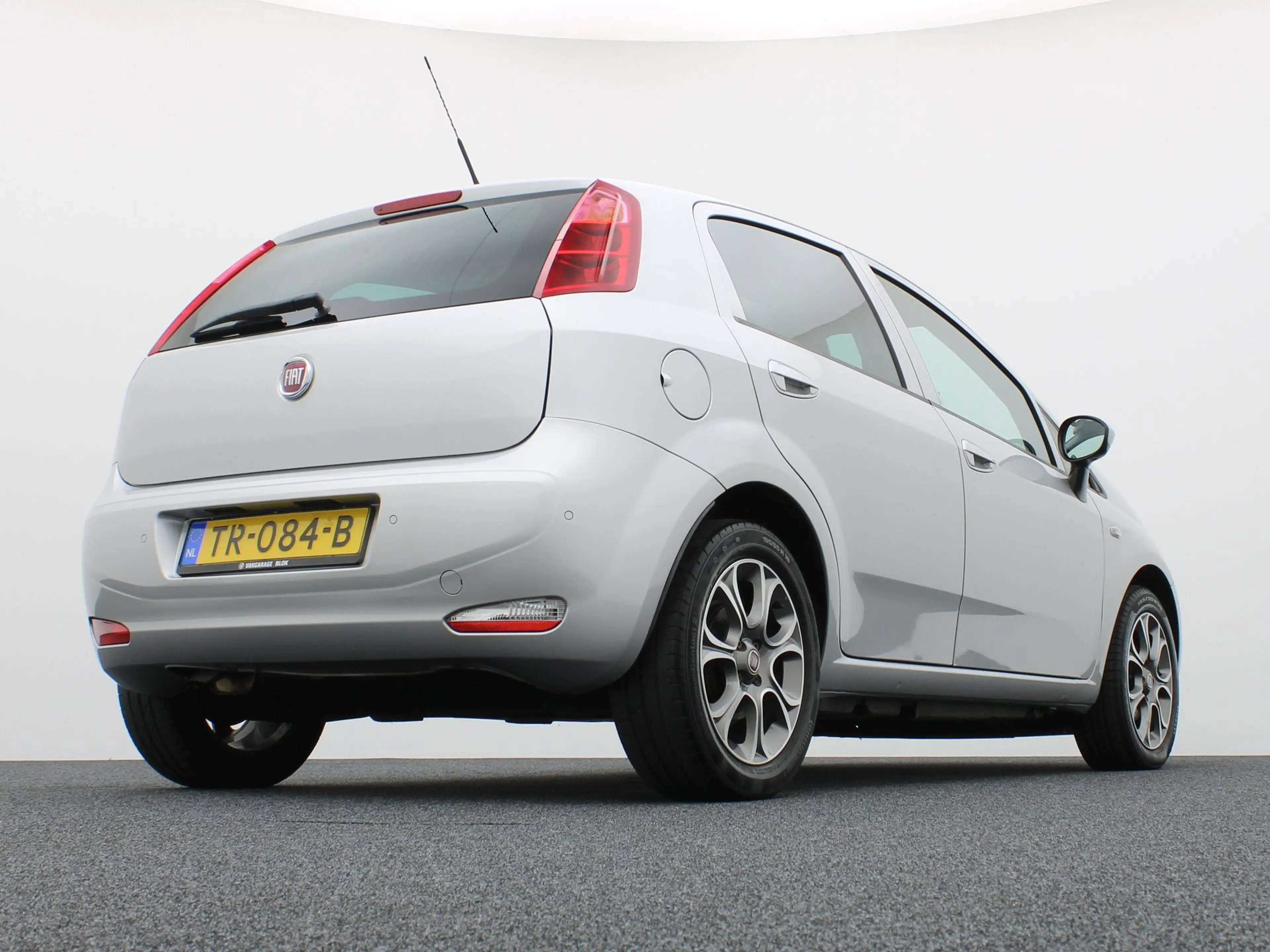 Fiat Punto Evo 0.9 TwinAir Sempre | Parkeersensoren | Cruisecontr — photo 36