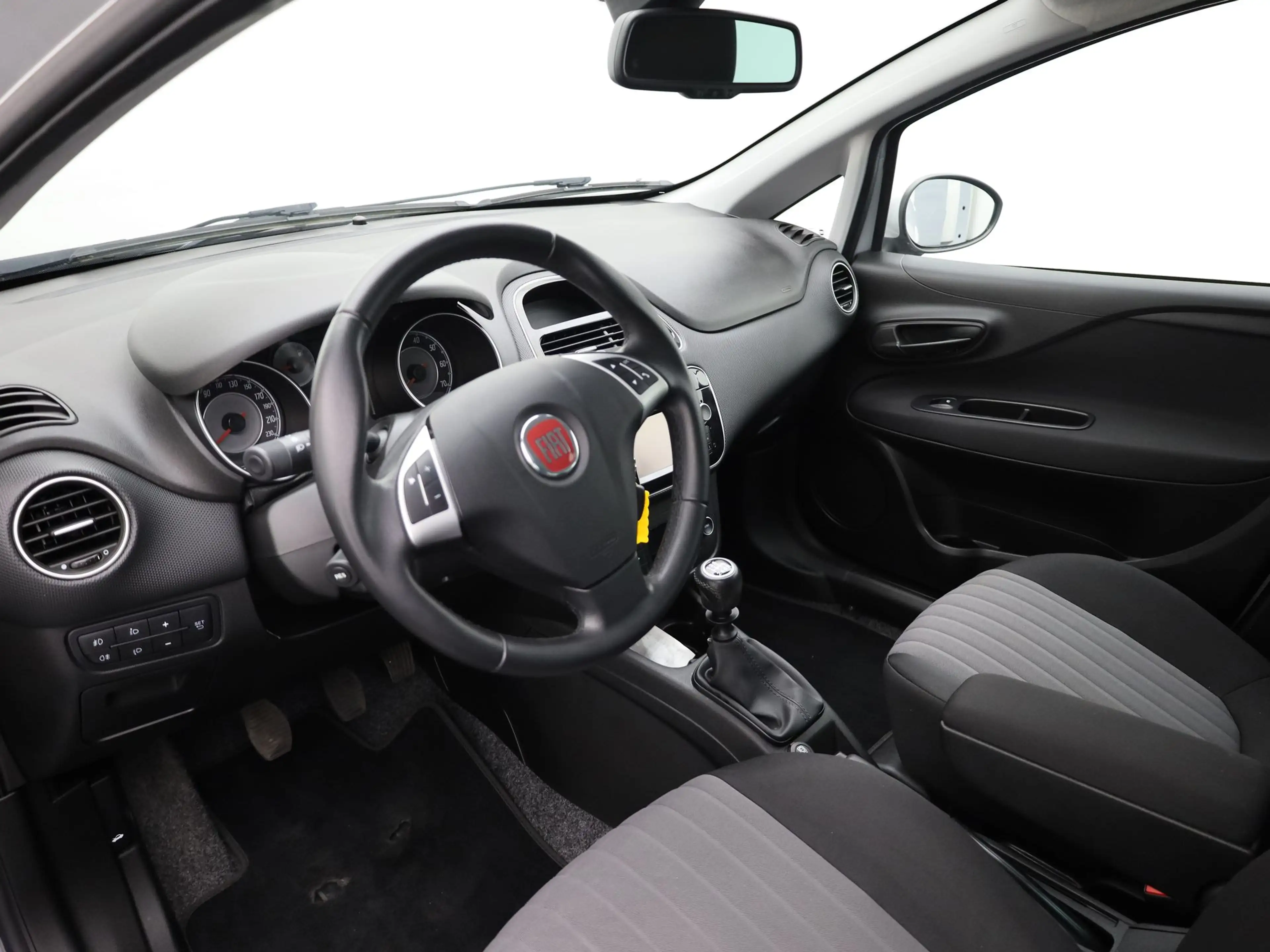 Fiat Punto Evo 0.9 TwinAir Sempre | Parkeersensoren | Cruisecontr — photo 6